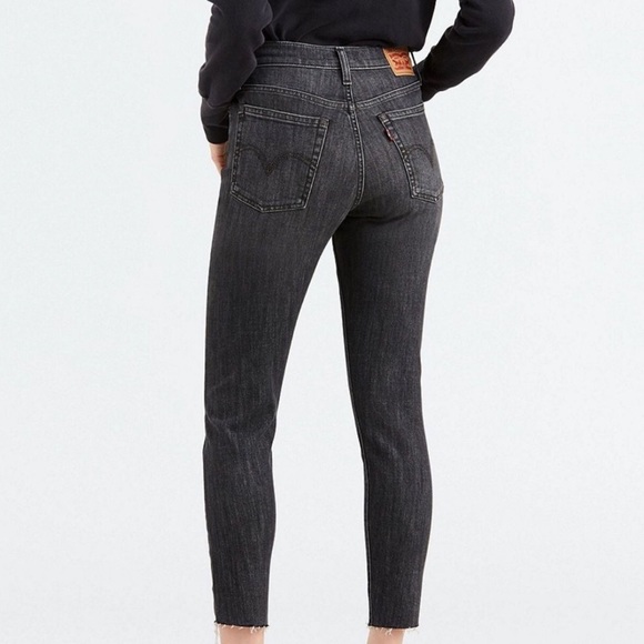 Levi's Denim - Levi's | Wedgie Fit High Waisted Skinny Jeans 25